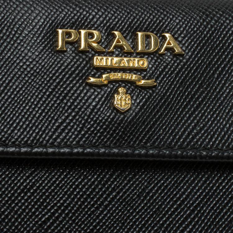 Pre Owned Prada Black Saffiano Leather Flap Card Holder 