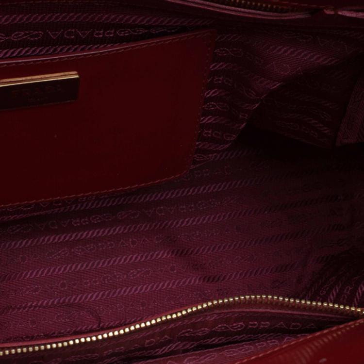 Pre Owned Prada Red Spazzolato Leather Double Zip Top Handle Bag