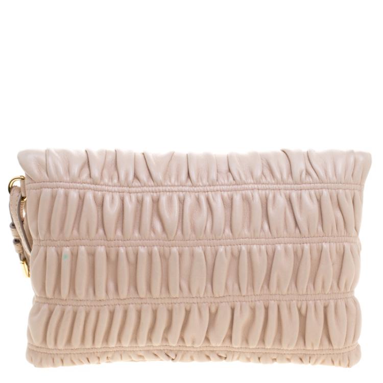 Pre Owned Prada Beige Leather Gaufre Wristlet Clutch