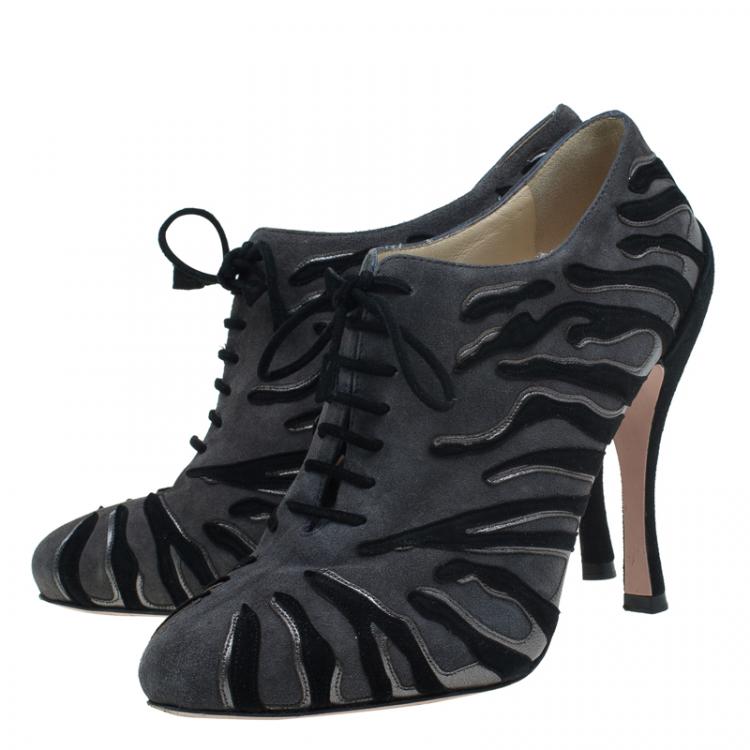 Pre Owned Prada Ardesia Suede Camoscio Lace Up Booties Size 37.5