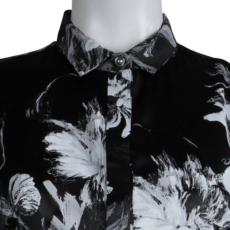 Pre Owned Roberto Cavalli Monochrome Floral Printed Silk Shirt S