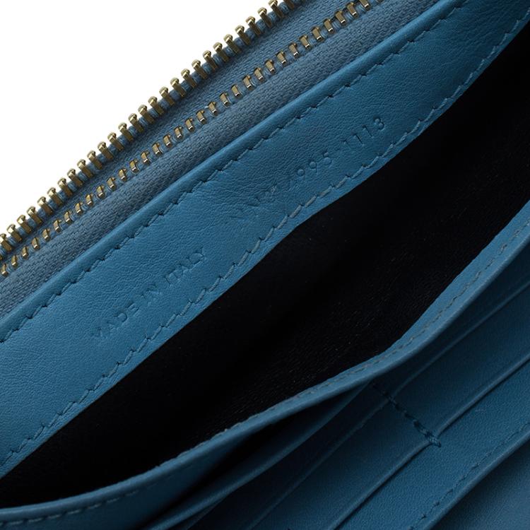 Pre Owned Saint Laurent Paris Blue Leather Y Line Continental Wallet