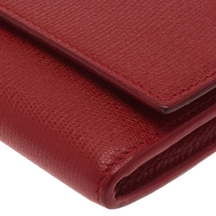مملوكة مسبقًا Saint Laurent Paris Red Leather Y Line Continental Wallet