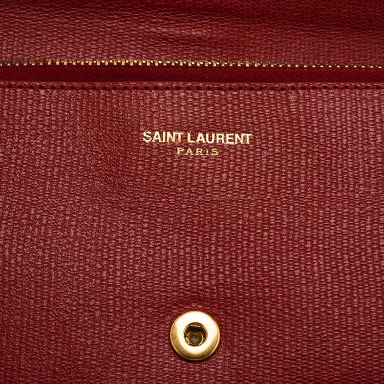 مملوكة مسبقًا Saint Laurent Paris Red Leather Y Line Continental Wallet