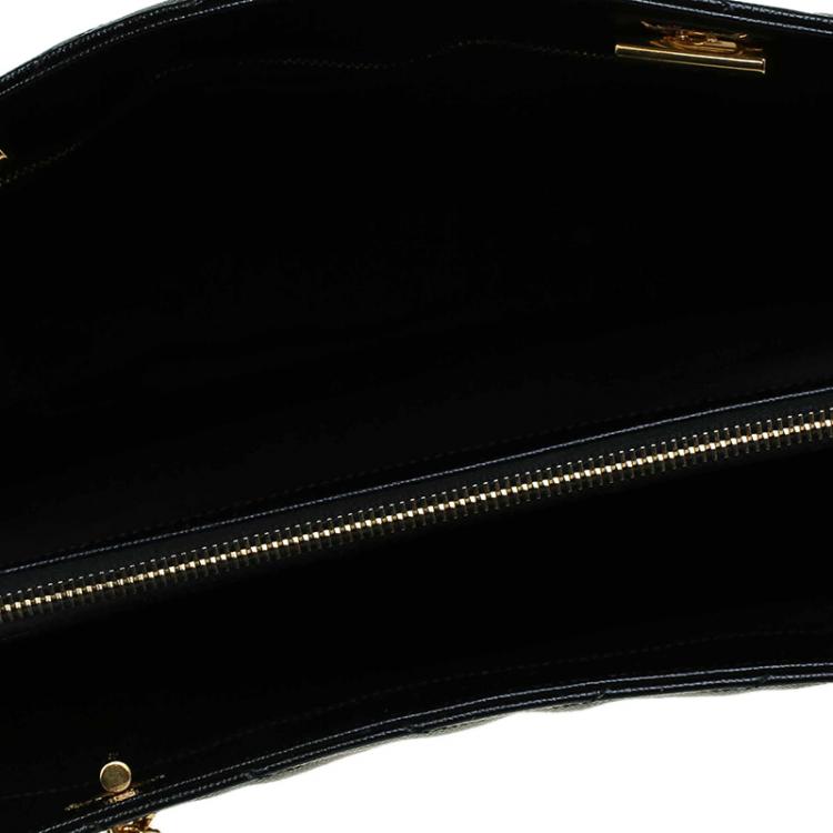 Pre Owned Saint Laurent Paris Black Matelasse Leather Cassandre Shopper Tote