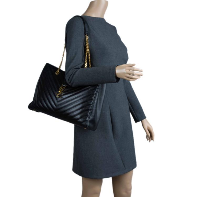 Pre Owned Saint Laurent Paris Black Matelasse Leather Cassandre Shopper Tote
