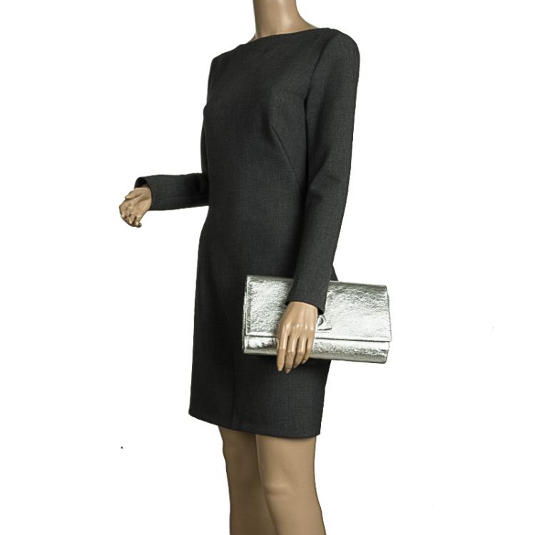 Pre Owned Saint Laurent Paris Silver Leather Belle De Jour Clutch