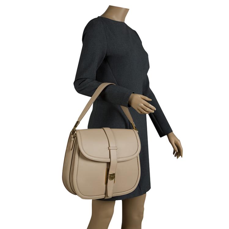 Pre Owned Salvatore Ferragamo Beige Leather Elly Shoulder Bag