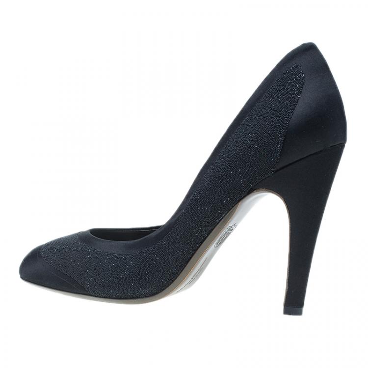 Pre Owned Salvatore Ferragamo Black Satin Riflessa Pumps Size 42