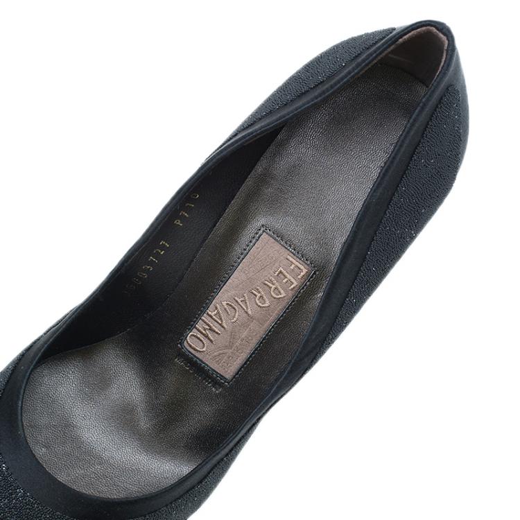 Pre Owned Salvatore Ferragamo Black Satin Riflessa Pumps Size 42
