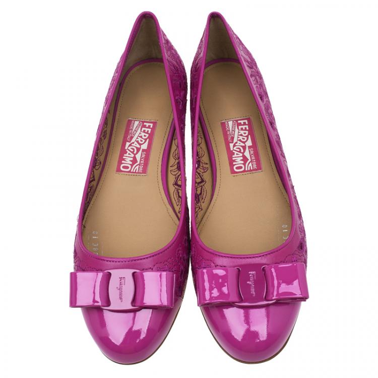 Pre Owned Salvatore Ferragamo Pink Varina Leather Laser Cut Out Ballet Flats Size 40.5