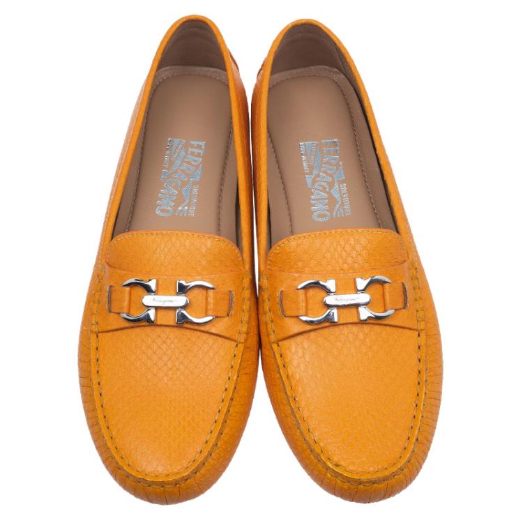 Pre Owned Salvatore Ferragamo Yellow Lizzard Embossed Loafers Size 39.5