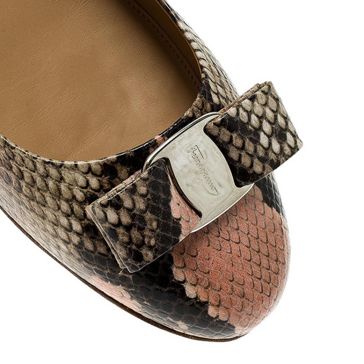 Pre Owned Salvatore Ferragamo Beige Python Embossed Varina Studded Bow Ballet Flats Size 40.5 