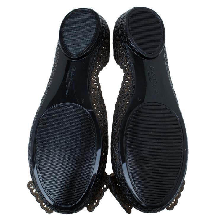 Pre Owned Salvatore Ferragamo Black Cutout Jelly Nilly Bow Ballet Flats Size 39.5