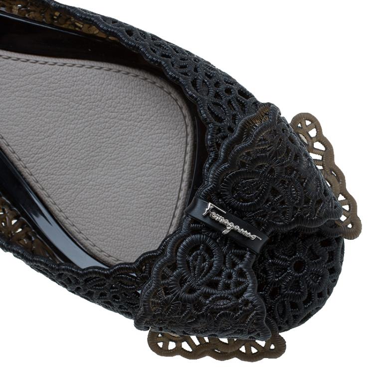 Pre Owned Salvatore Ferragamo Black Cutout Jelly Nilly Bow Ballet Flats Size 39.5