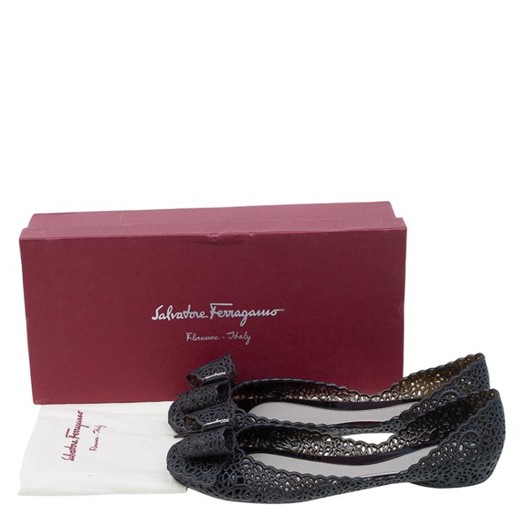 Pre Owned Salvatore Ferragamo Black Cutout Jelly Nilly Bow Ballet Flats Size 39.5