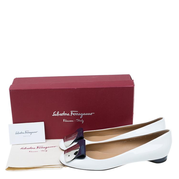 Pre Owned Salvatore Ferragamo White Patent Metal Plaque Ballet Flats Size 39.5