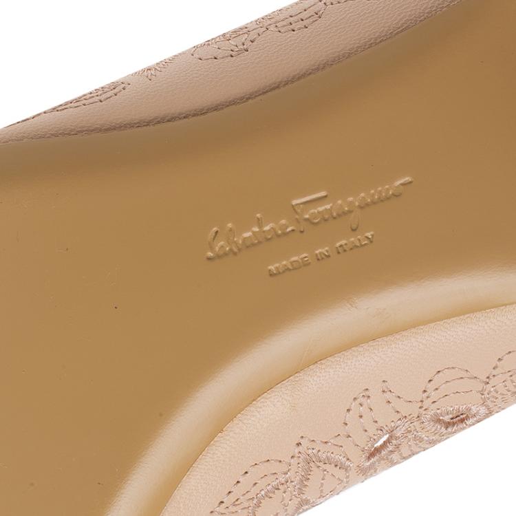 Pre Owned Salvatore Ferragamo Beige Laser Cut Leather Varina Ballet Flats Size 41