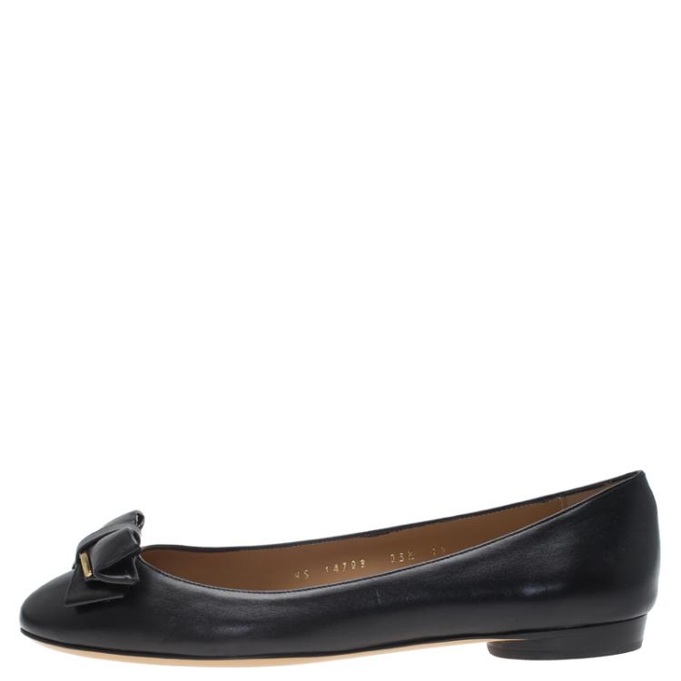 مملوكة مسبقًا Salvatore Ferragamo Black Leather Rubia Ballet Flats Size 40.5