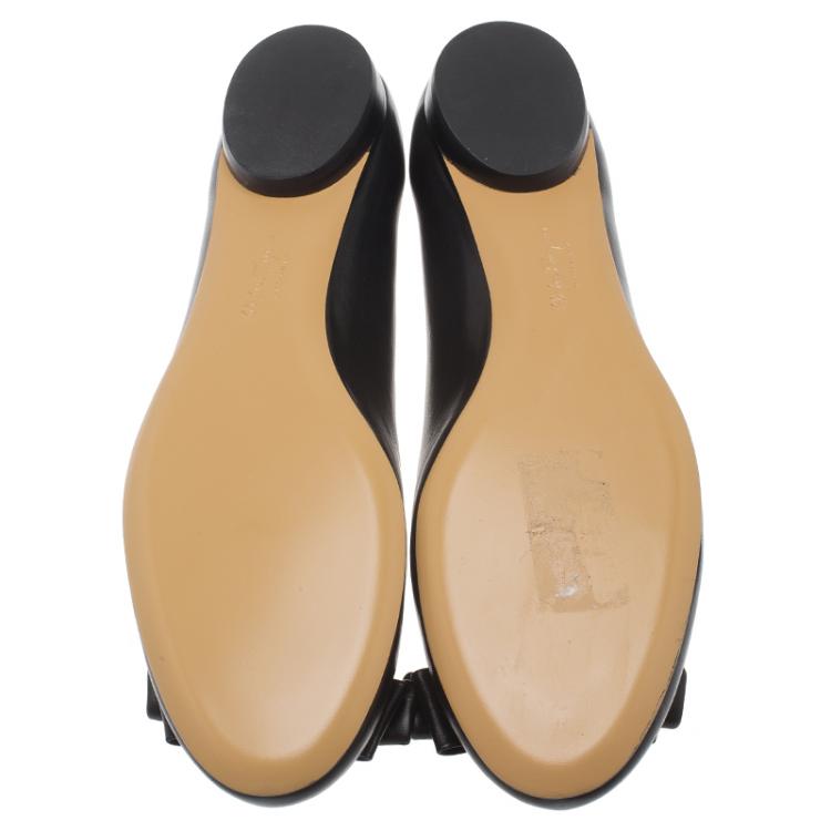 مملوكة مسبقًا Salvatore Ferragamo Black Leather Rubia Ballet Flats Size 40.5