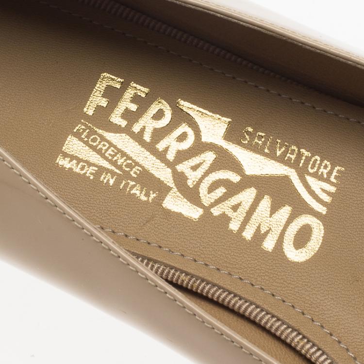 Pre Owned Salvatore Ferragamo Beige Patent Ninna Kangaroo Bow Ballet Flats Size 39.5