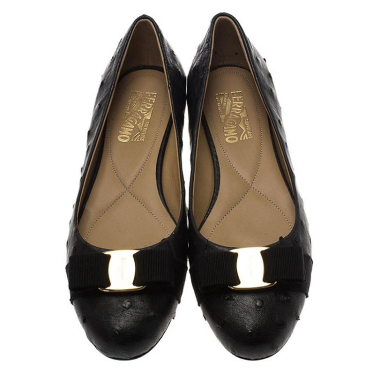 Pre Owned Salvatore Ferragamo Black Ostrich Leather Varina Ballet Flats Size 40