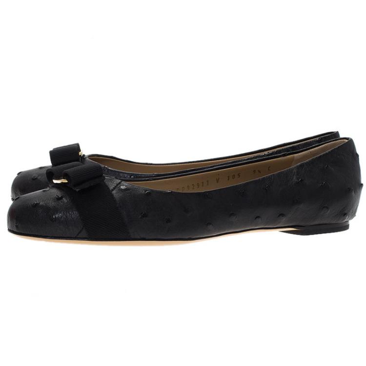 Pre Owned Salvatore Ferragamo Black Ostrich Leather Varina Ballet Flats Size 40