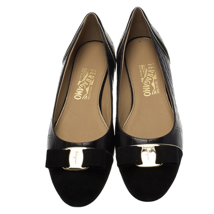 Pre Owned Salvatore Ferragamo Black Leather and Suede Varina Luxury Ballet Flats Size 40