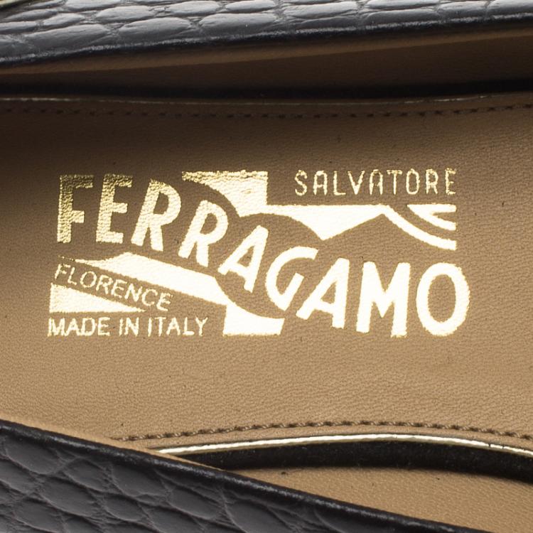 Pre Owned Salvatore Ferragamo Black Leather and Suede Varina Luxury Ballet Flats Size 40
