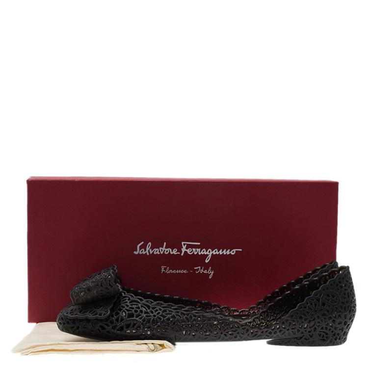 مملوكة مسبقًا Salvatore Ferragamo Black Nilly Jelly Bow Ballet Flats Size 40.5