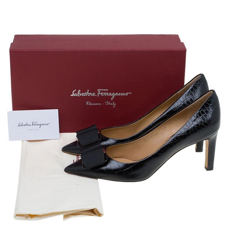 Pre Owned Salvatore Ferragamo Black Croc Embossed Leather Mimi Bow Pumps Size 40.5
