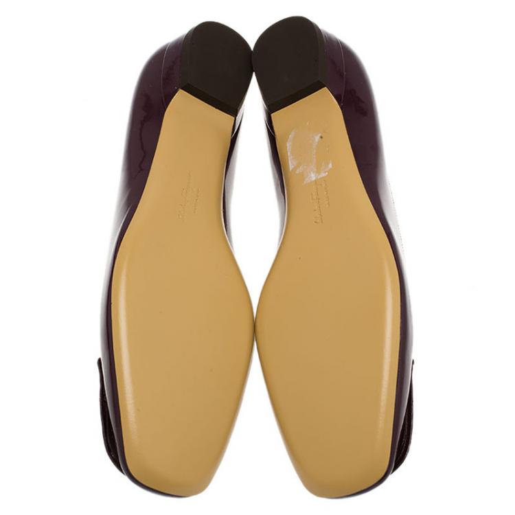 مملوكة مسبقًا Salvatore Ferragamo Purple Patent Rebi Gancio Buckle Ballet Flats Size 41
