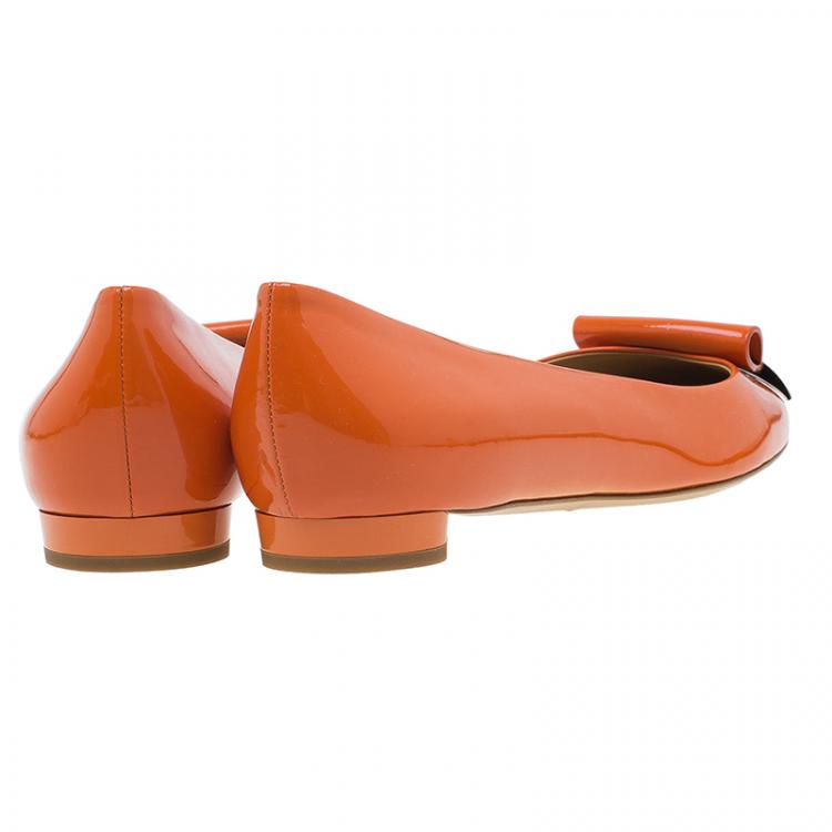 Pre Owned Salvatore Ferragamo Orange Patent Sun Ballet Flats Size 40.5