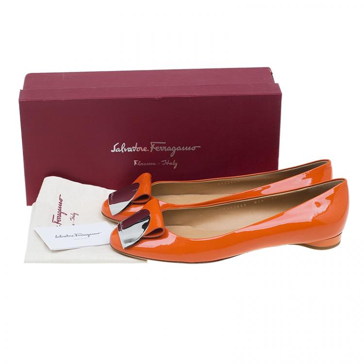 Pre Owned Salvatore Ferragamo Orange Patent Sun Ballet Flats Size 40.5