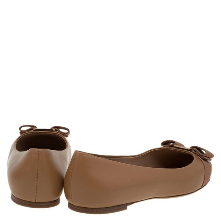 Pre Owned Salvatore Ferragamo Beige Leather Varina Ballet Flats Size 40.5