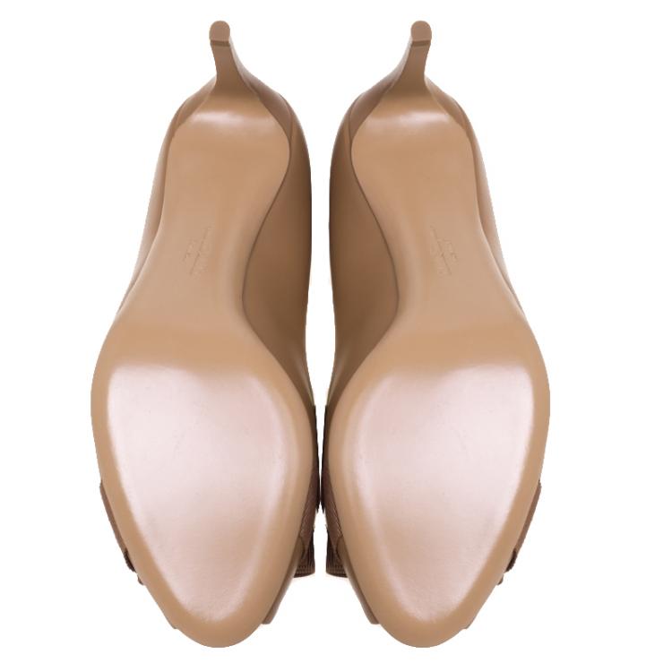 Pre Owned Salvatore Ferragamo Beige Leather Pola Vara Bow Peep Toe Pumps Size 41