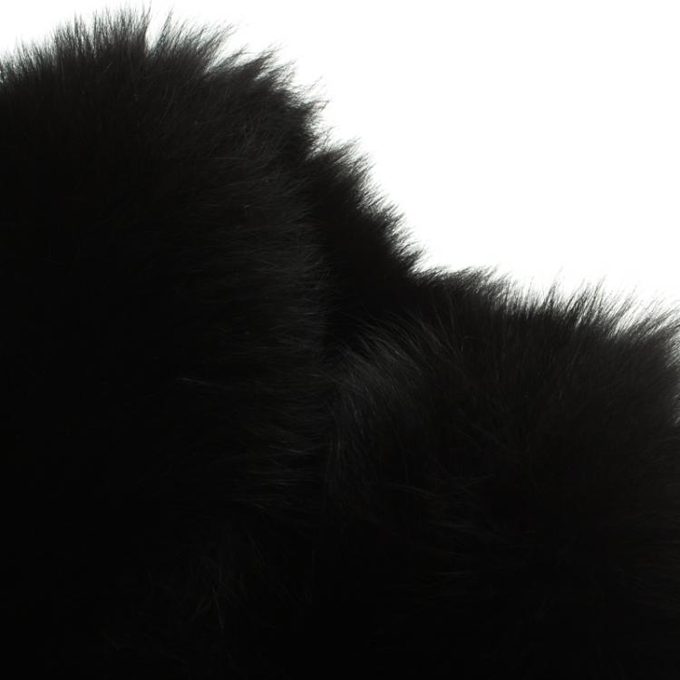 Pre Owned Salvatore Ferragamo Black Fox Fur Collar
