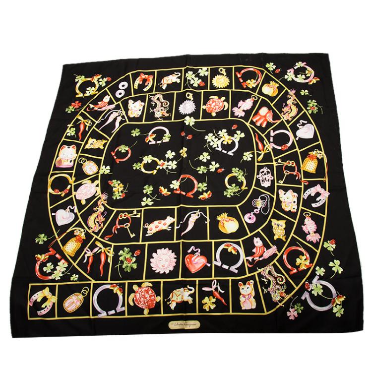 Pre Owned Salvatore Ferragamo Black Printed Square silk scarf