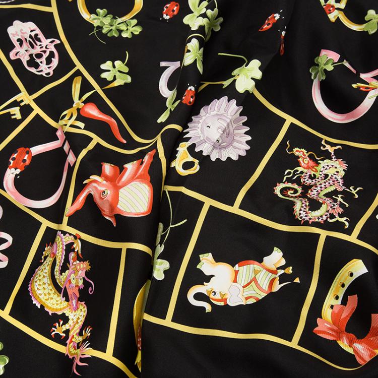 Pre Owned Salvatore Ferragamo Black Printed Square silk scarf