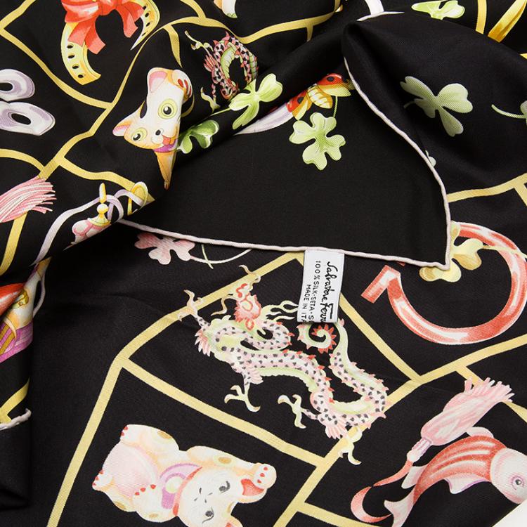 Pre Owned Salvatore Ferragamo Black Printed Square silk scarf