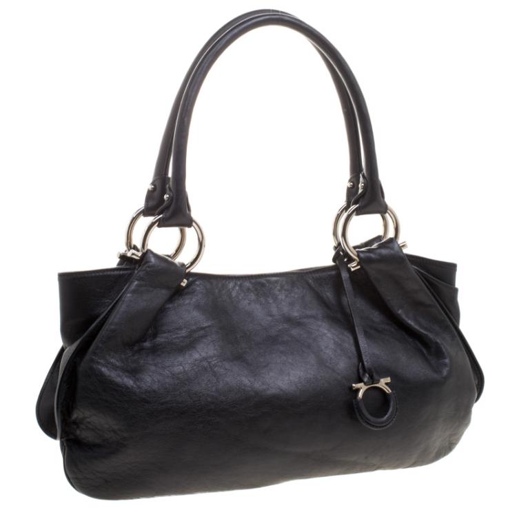 Pre Owned Salvatore Ferragamo Black Leather Shoulder Bag