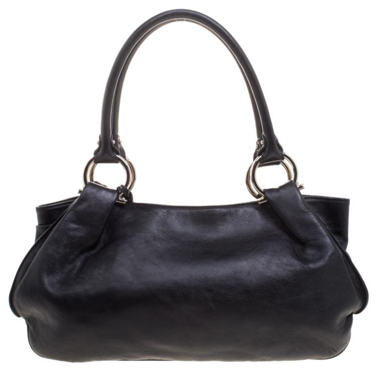 Pre Owned Salvatore Ferragamo Black Leather Shoulder Bag