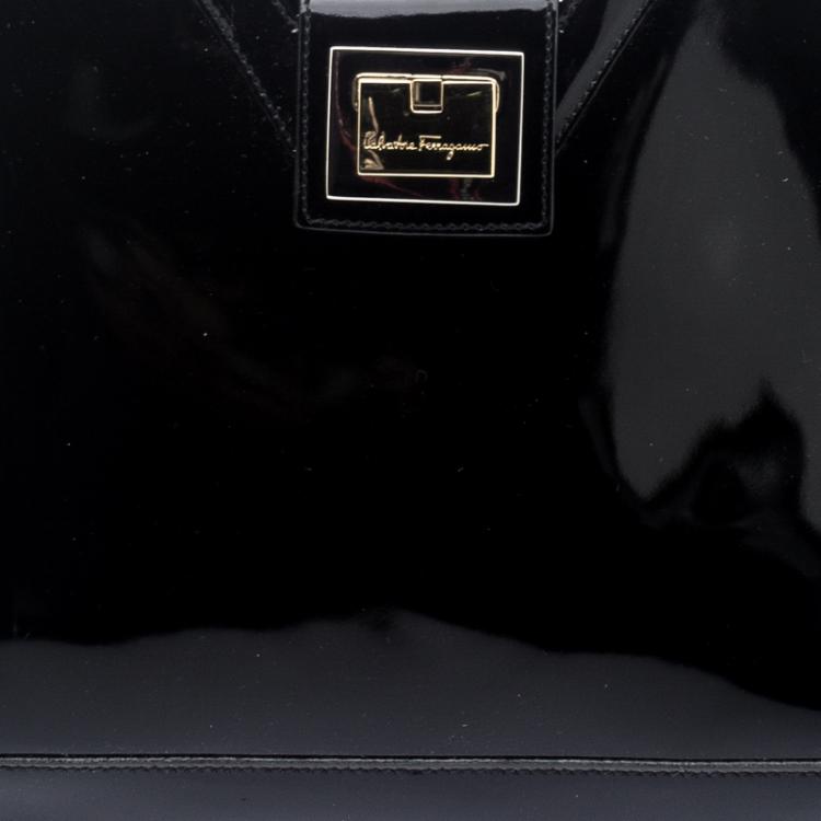 Pre Owned Salvatore Ferragamo Black Patent Leather Shoulder Bag
