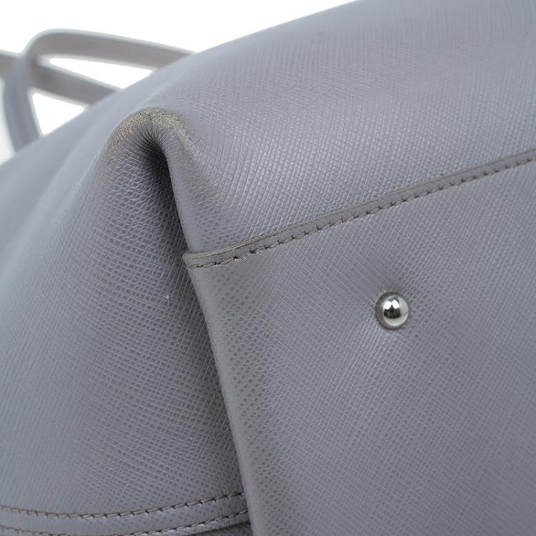 Pre Owned Salvatore Ferragamo Grey Leather Shopper Tote