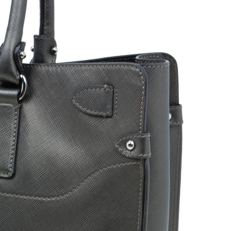 Pre Owned Salvatore Ferragamo Metallic Grey Leather Large Briana Tote