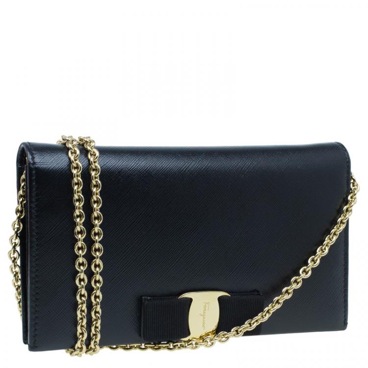 Pre Owned Salvatore Ferragamo Black Leather Miss Vara Chain Wallet