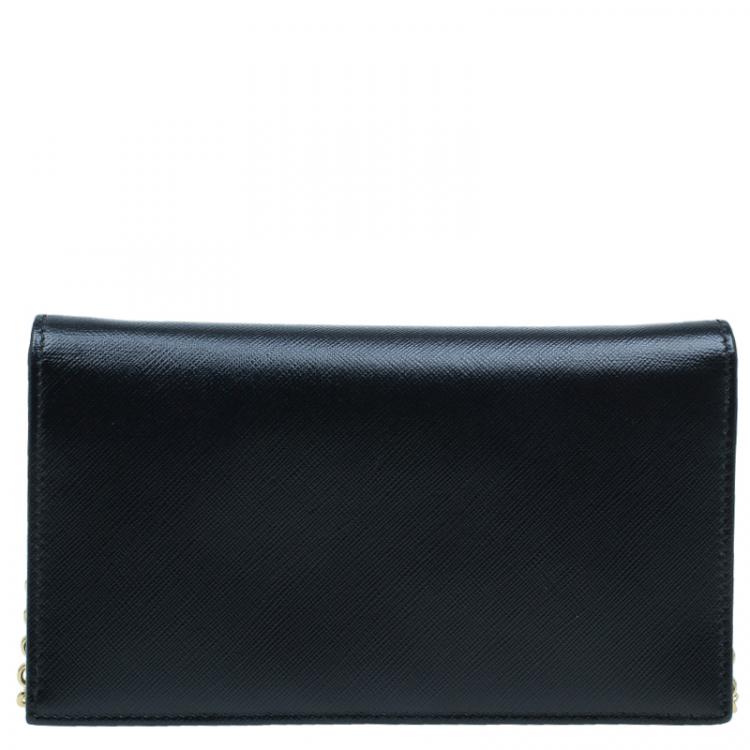Pre Owned Salvatore Ferragamo Black Leather Miss Vara Chain Wallet