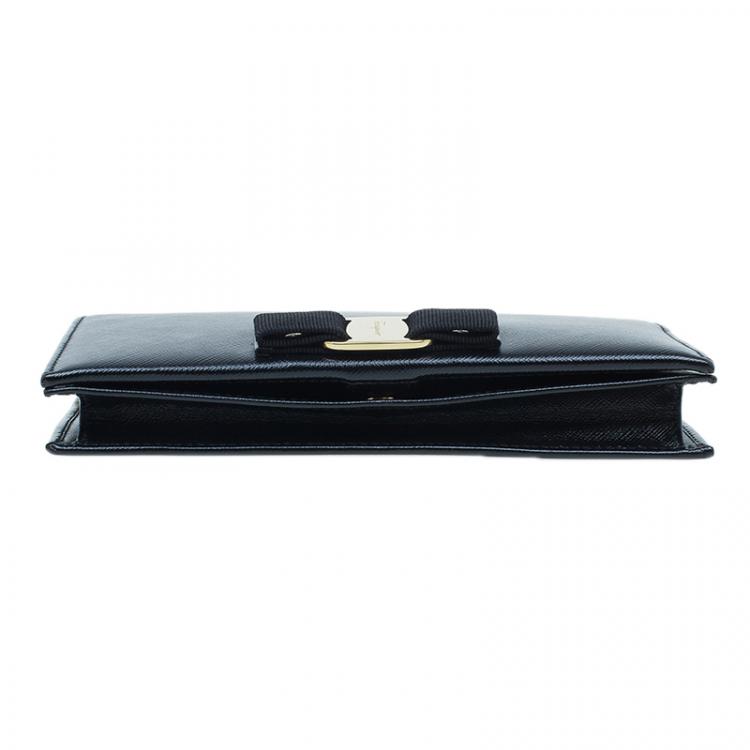 Pre Owned Salvatore Ferragamo Black Leather Miss Vara Chain Wallet