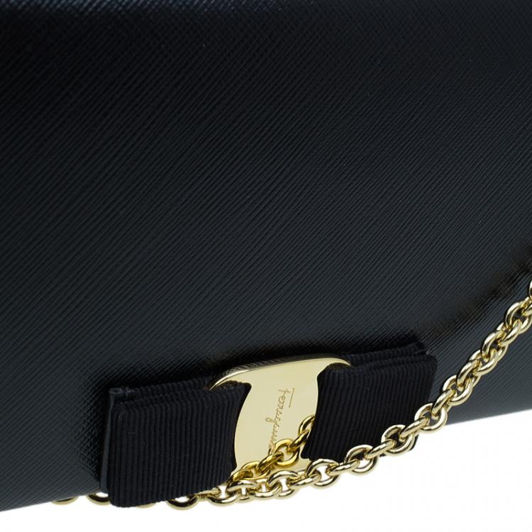 Pre Owned Salvatore Ferragamo Black Leather Miss Vara Chain Wallet
