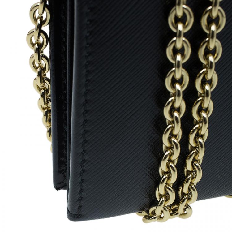Pre Owned Salvatore Ferragamo Black Leather Miss Vara Chain Wallet